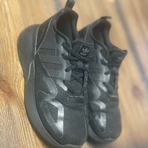 Adidas Black on Black - size 10c